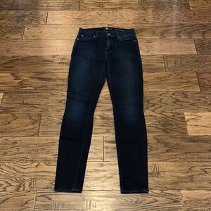 7 For All Mankind Gwenevere Mid Rise Size 25